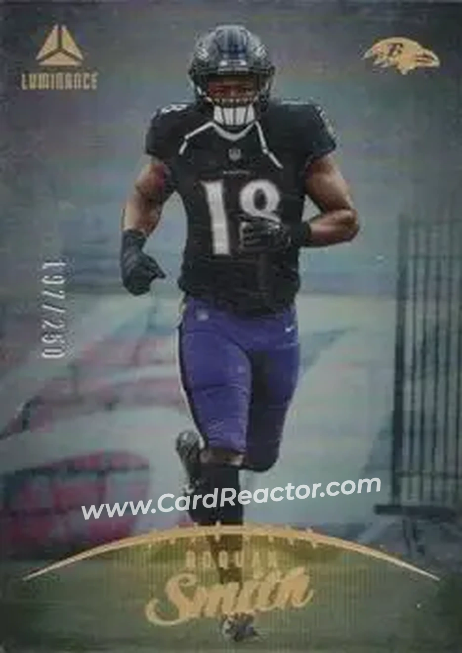 2023 Panini Luminance - Gold #8 - Roquan Smith - Baltimore Ravens - Front