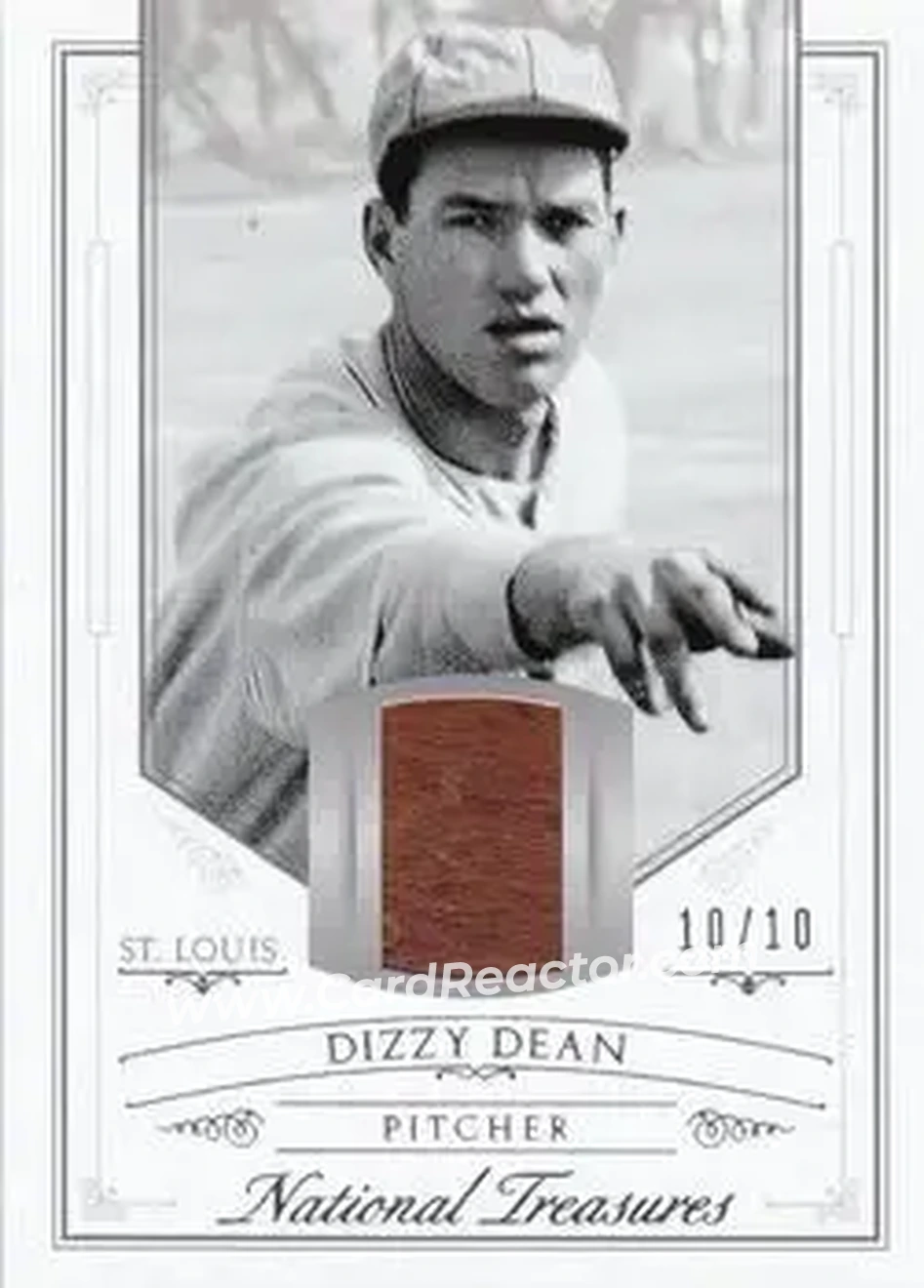 2015 Panini National Treasures #9 - Jerome “Dizzy” Dean - St. Louis Cardinals - Front