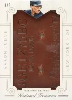 2015 Panini National Treasures feature card