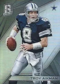 2015 Panini Spectra feature card