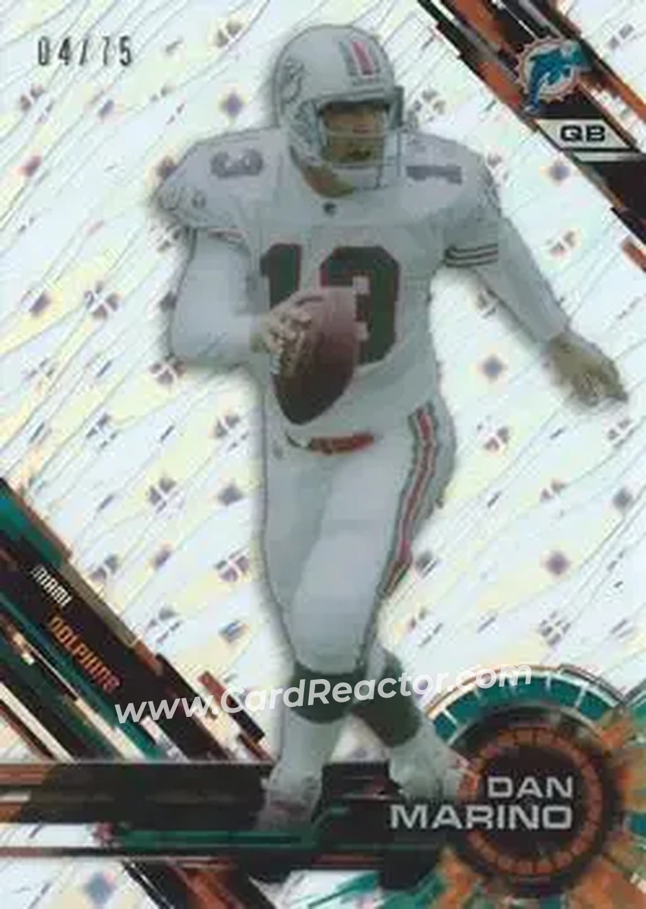 2015 Topps High Tek - Tidal Diffractors #6 - Dan Marino - Miami Dolphins - Front