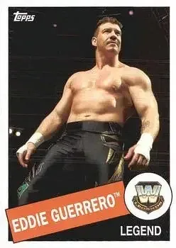 2015 Topps WWE Heritage feature card