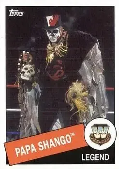 2015 Topps WWE Heritage feature card