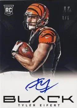 2013 Panini Black feature card
