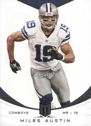 2013 Panini Momentum #8 - Miles Austin - Dallas Cowboys