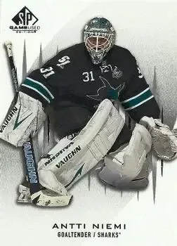 2013-14 SP Game Used feature card