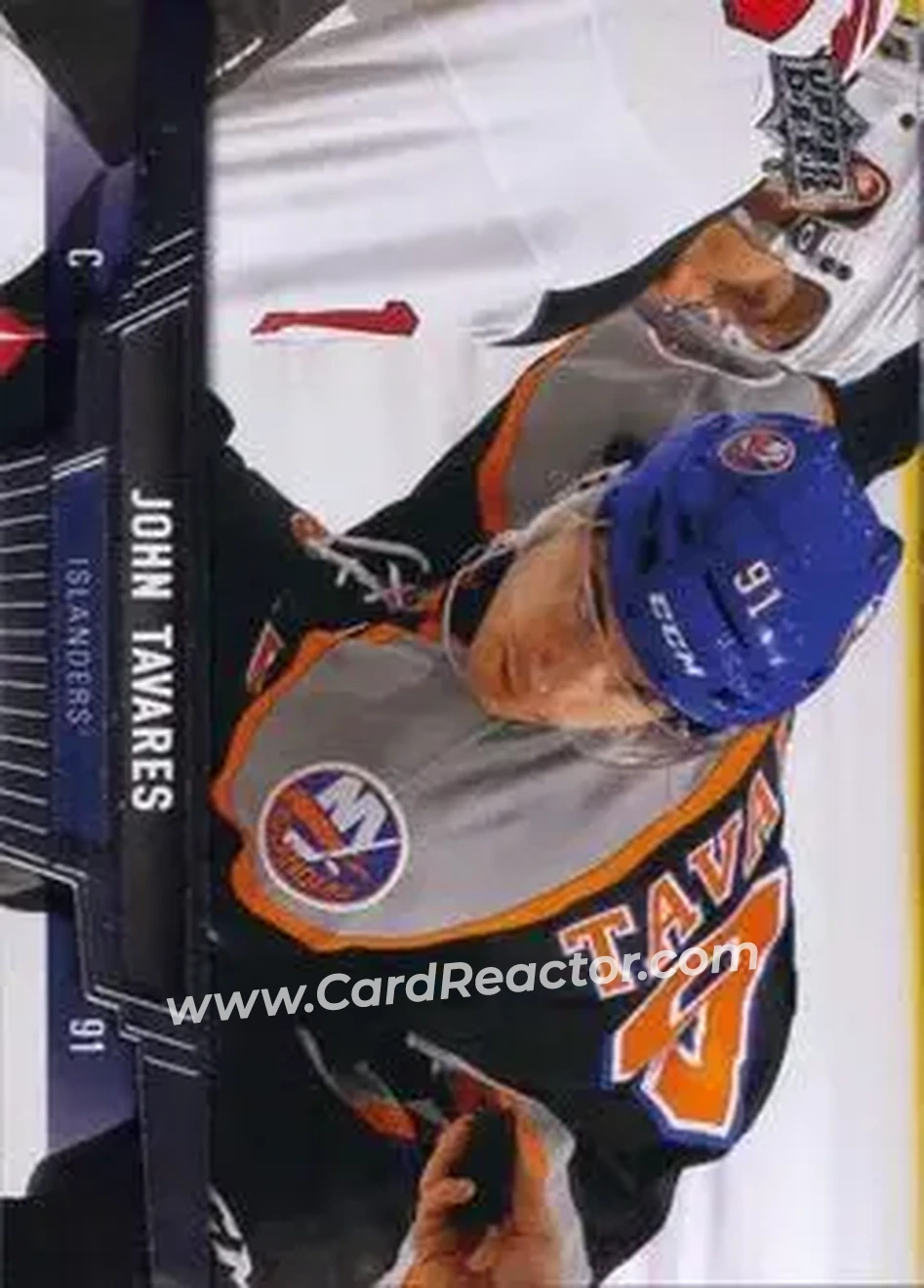 2013-14 Upper Deck #19 - John Tavares - New York Islanders - Front