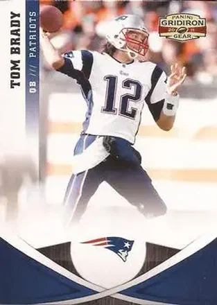 2011 Panini Gridiron Gear #4 - Tom Brady - New England Patriots