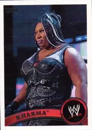 2011 Topps WWE #15 - Awesome Kong