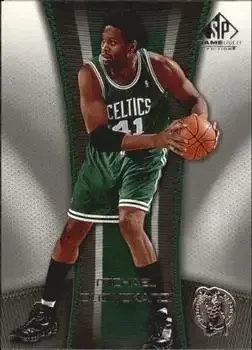 2006-07 SP Game Used #7 Michael Olowokandi