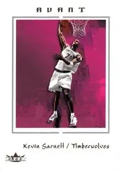 2003-04 Fleer Avant #10 Kevin Garnett