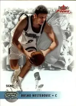 2003-04 Fleer Focus #5 Rasho Nesterović