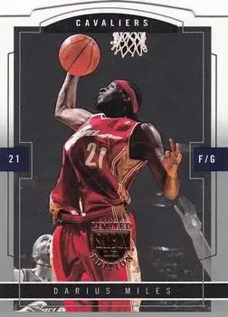 2003-04 SkyBox LE #8 Darius Miles