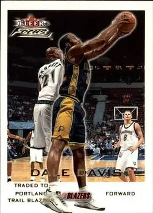 2000-01 Fleer Focus #28 - Dale Davis - Portland Trail Blazers