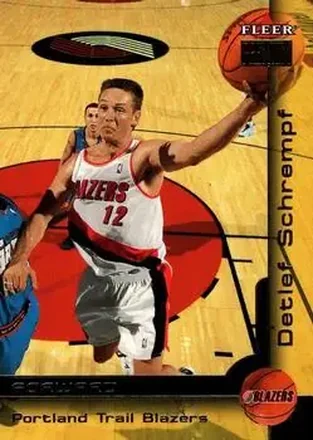 2000-01 Fleer Premium #33 - Detlef Schrempf - Portland Trail Blazers 2000-01 Fleer Premium #33 - Detlef Schrempf - Portland Trail Blazers