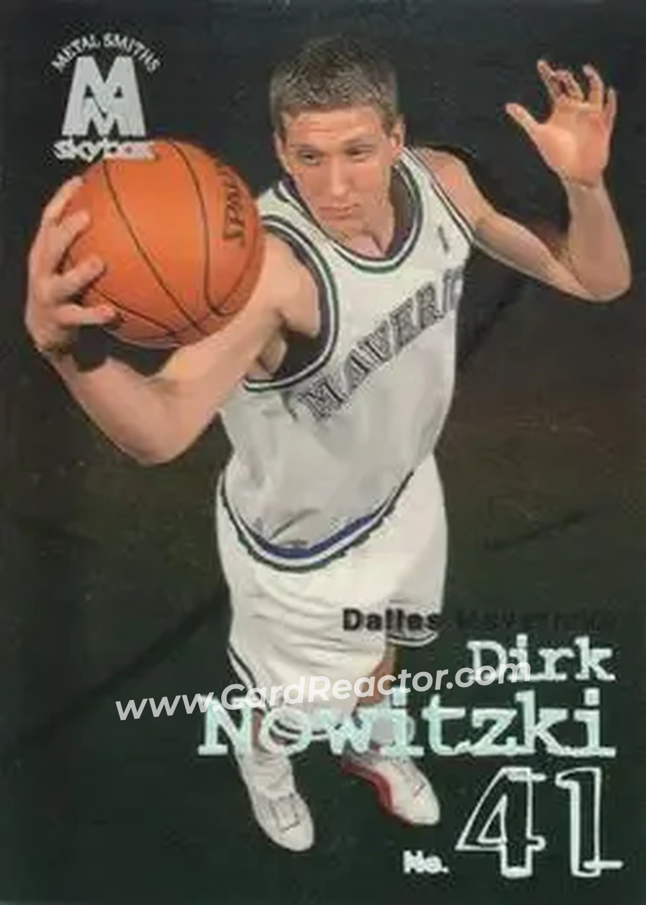 1998-99 SkyBox Molten Metal #35 - Dirk Nowitzki - Dallas Mavericks
