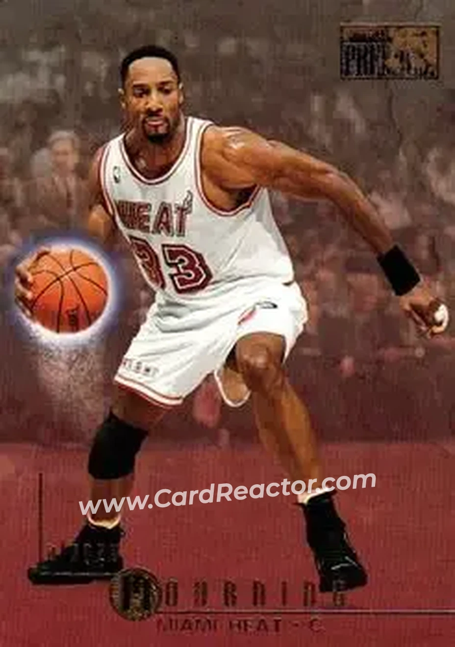 1996-97 SkyBox Premium #61 - Alonzo Mourning - Miami Heat - Front