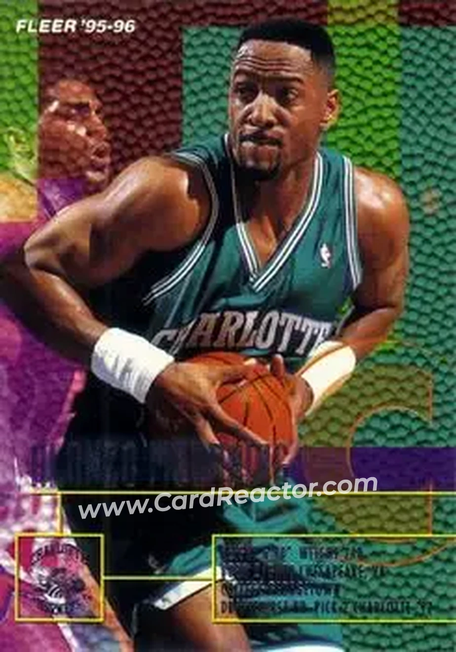 1995-96 Fleer #19 - Alonzo Mourning - Charlotte Hornets - Front
