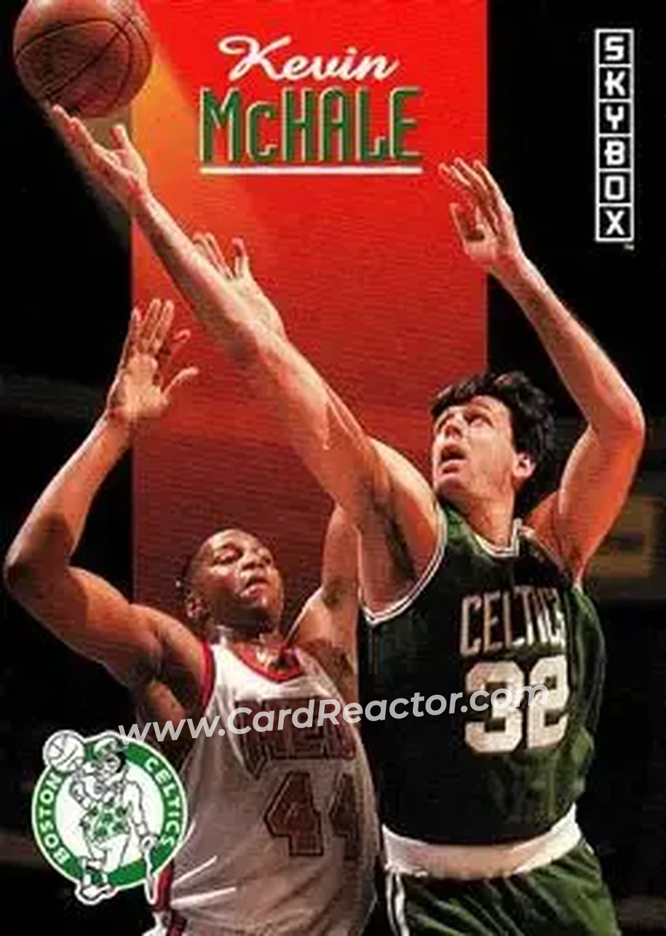 1992-93 SkyBox #16 - Kevin McHale - Boston Celtics