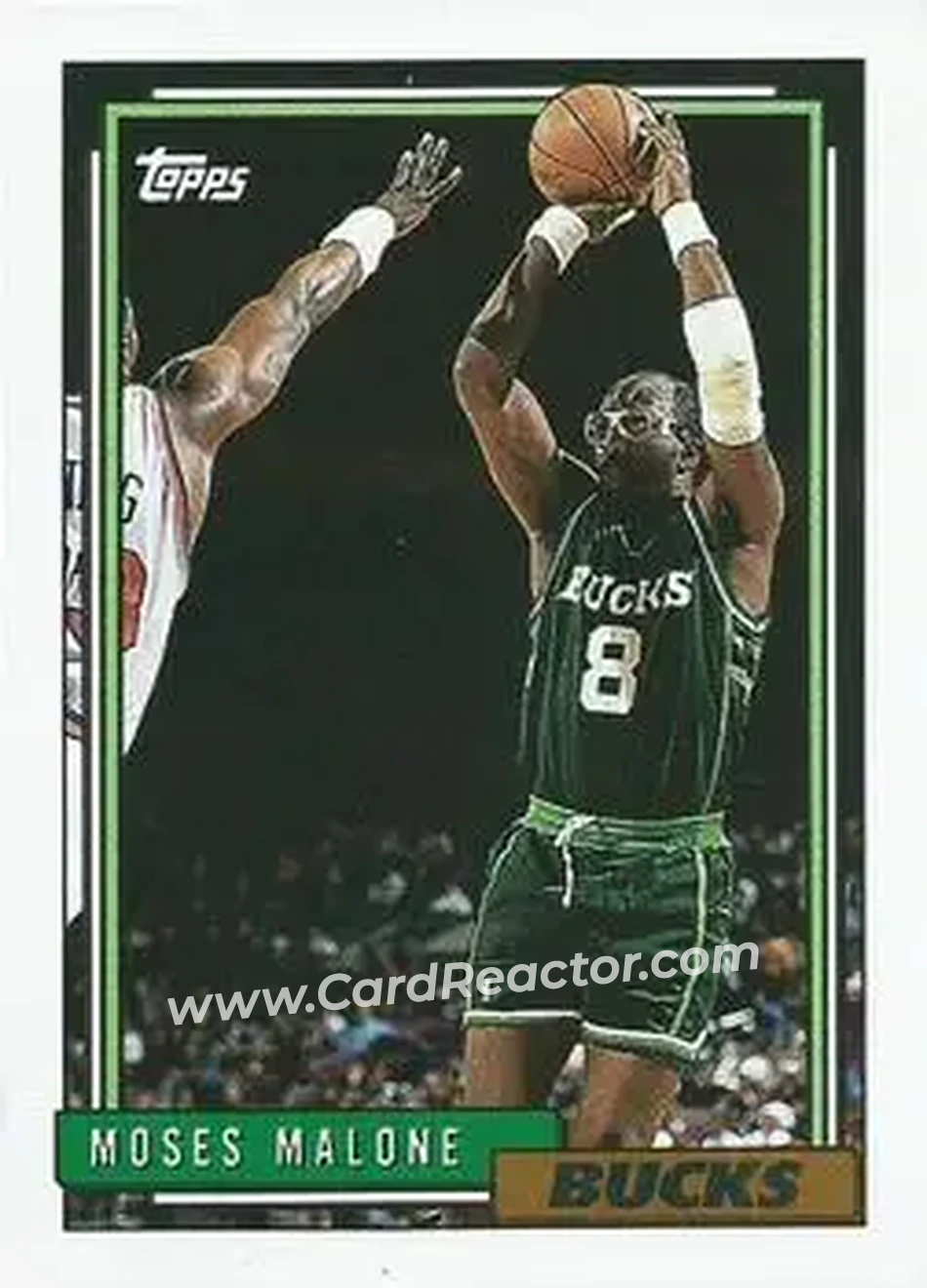 1992-93 Topps #74 - Moses Malone - Milwaukee Bucks - Front