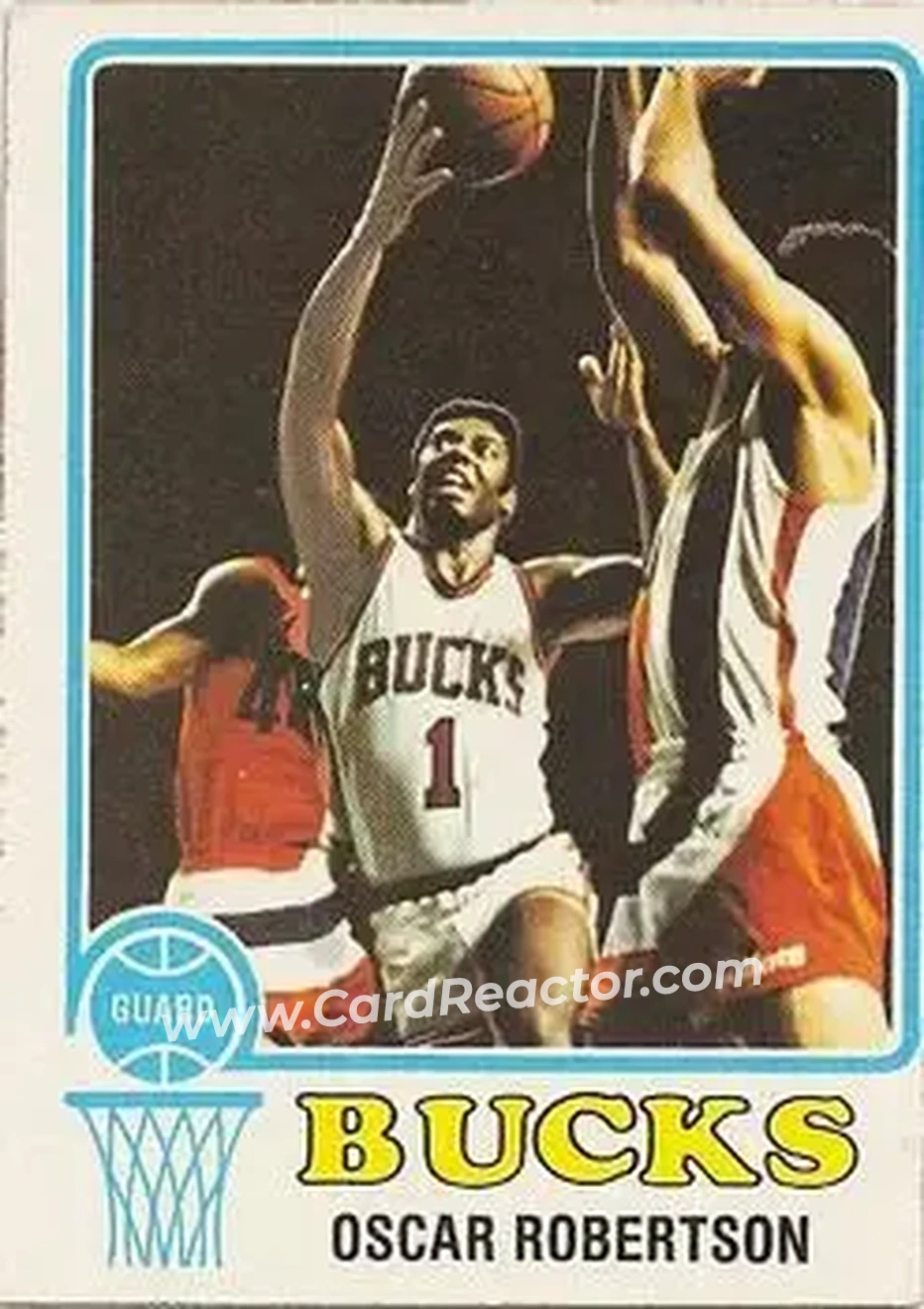 1973-74 Topps #70 - Oscar Robertson - Milwaukee Bucks - Front