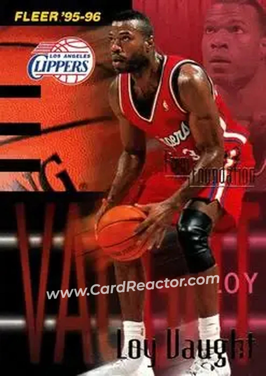 1995-96 Fleer #331 - Loy Vaught - Los Angeles Clippers - Front
