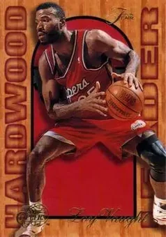 1995-96 Fleer - Flair Hardwood Leader #12 - Loy Vaught - Los Angeles Clippers