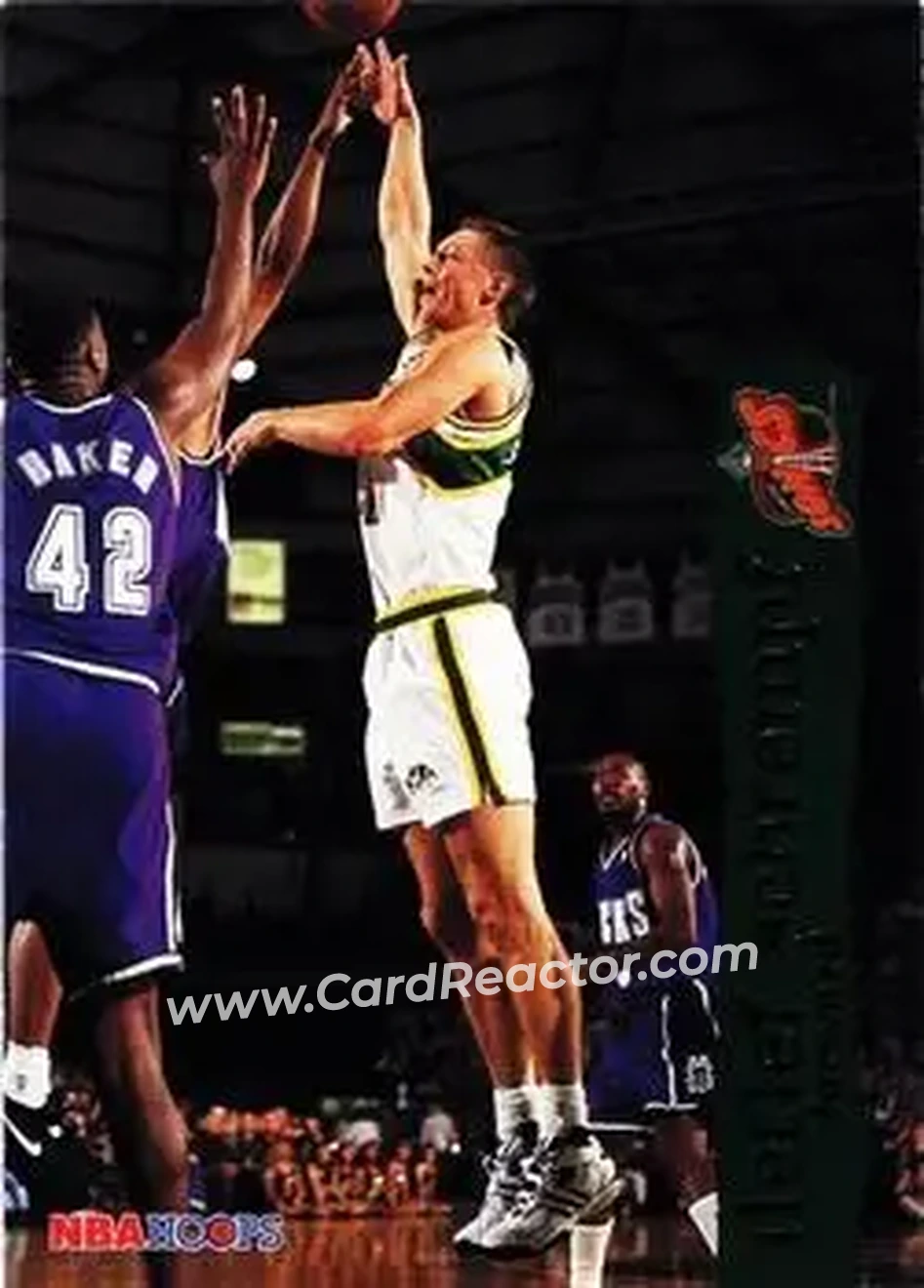 1995-96 Hoops #156 - Detlef Schrempf - Seattle SuperSonics - Front 1995-96 Hoops #156 - Detlef Schrempf - Seattle SuperSonics - Front