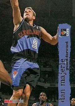 1995-96 Hoops #299 - Dan Majerle - Cleveland Cavaliers