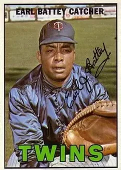 1967 Topps #15 Earl Battey