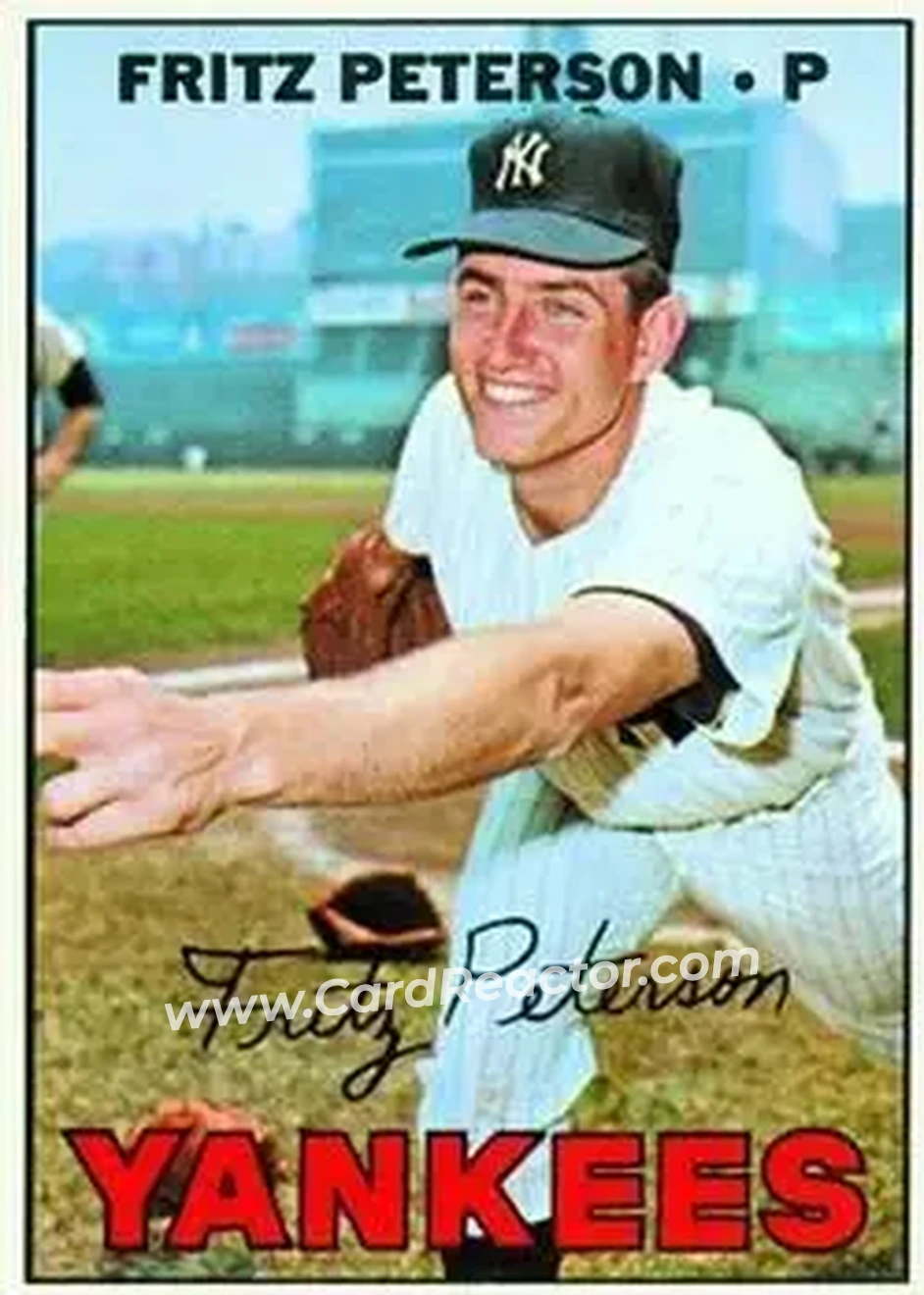 1967 Topps #495 - Fritz Peterson - New York Yankees - Front