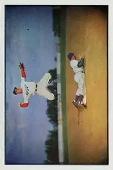 1953 Bowman Color #33 - Harold Reese - Brooklyn Dodgers