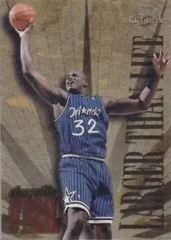 Shaquille O'Neal · 1995-96 SkyBox Premium #L7 · Larger Than Life