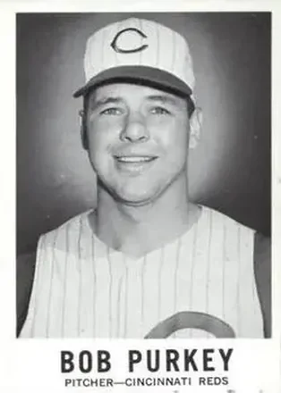 1960 Leaf #67 - Bob Purkey - Cincinnati Reds