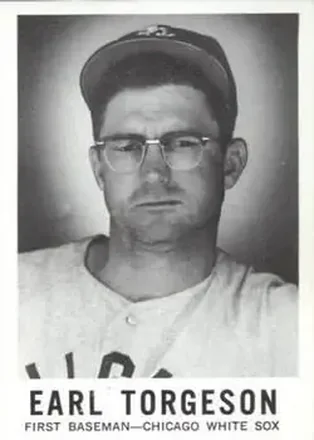 1960 Leaf #122 - Earl Torgeson - Chicago White Sox