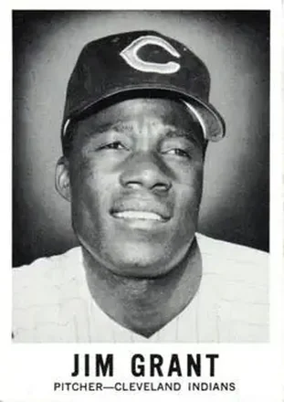 1960 Leaf #25 - Jim Grant - Cleveland Indians