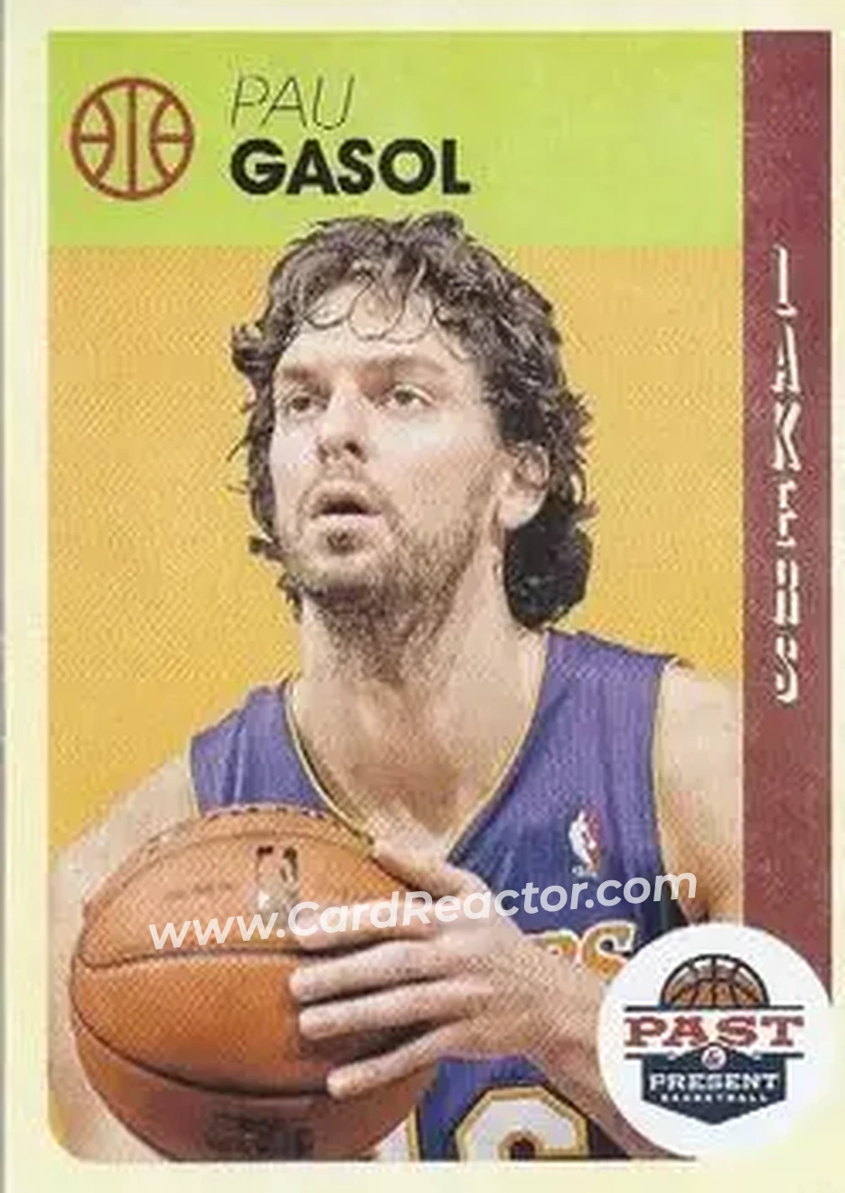 2012-13 Panini Past & Present #4 - Pau Gasol - Los Angeles Lakers