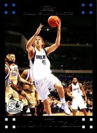 2007-08 Topps #41 - Dirk Nowitzki - Dallas Mavericks