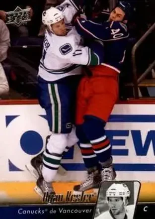 2010-11 Upper Deck French #8 - Ryan Kesler - Vancouver Canucks