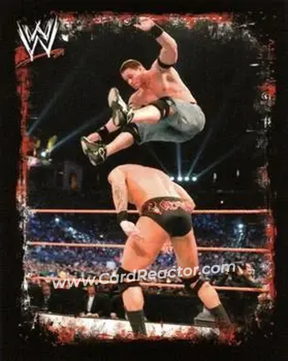 2009 Topps WWE Rivals Spanish #11 - John Cena - Front 2009 Topps WWE Rivals Spanish #11 - John Cena - Front