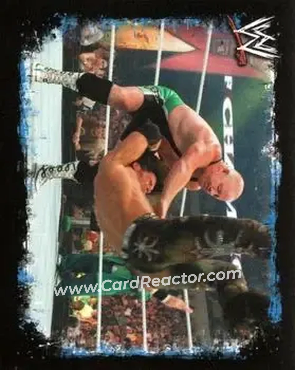 2009 Topps WWE Rivals Spanish #72 - Finlay & Hornswoggle - Front