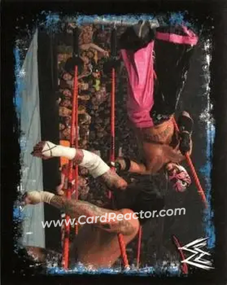 2009 Topps WWE Rivals Spanish #176 - Rey Mysterio - Front