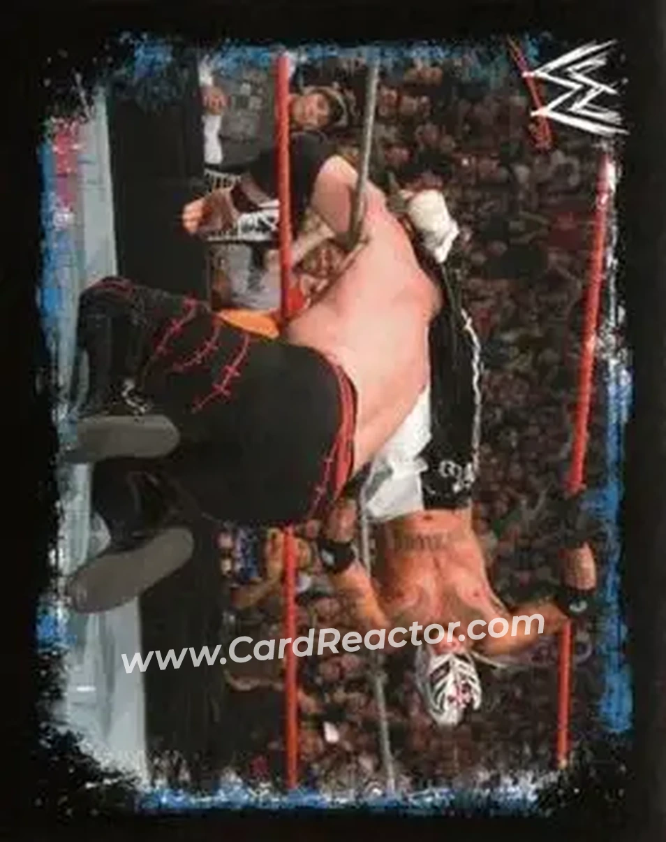 2009 Topps WWE Rivals Spanish #181 - Rey Mysterio - Front