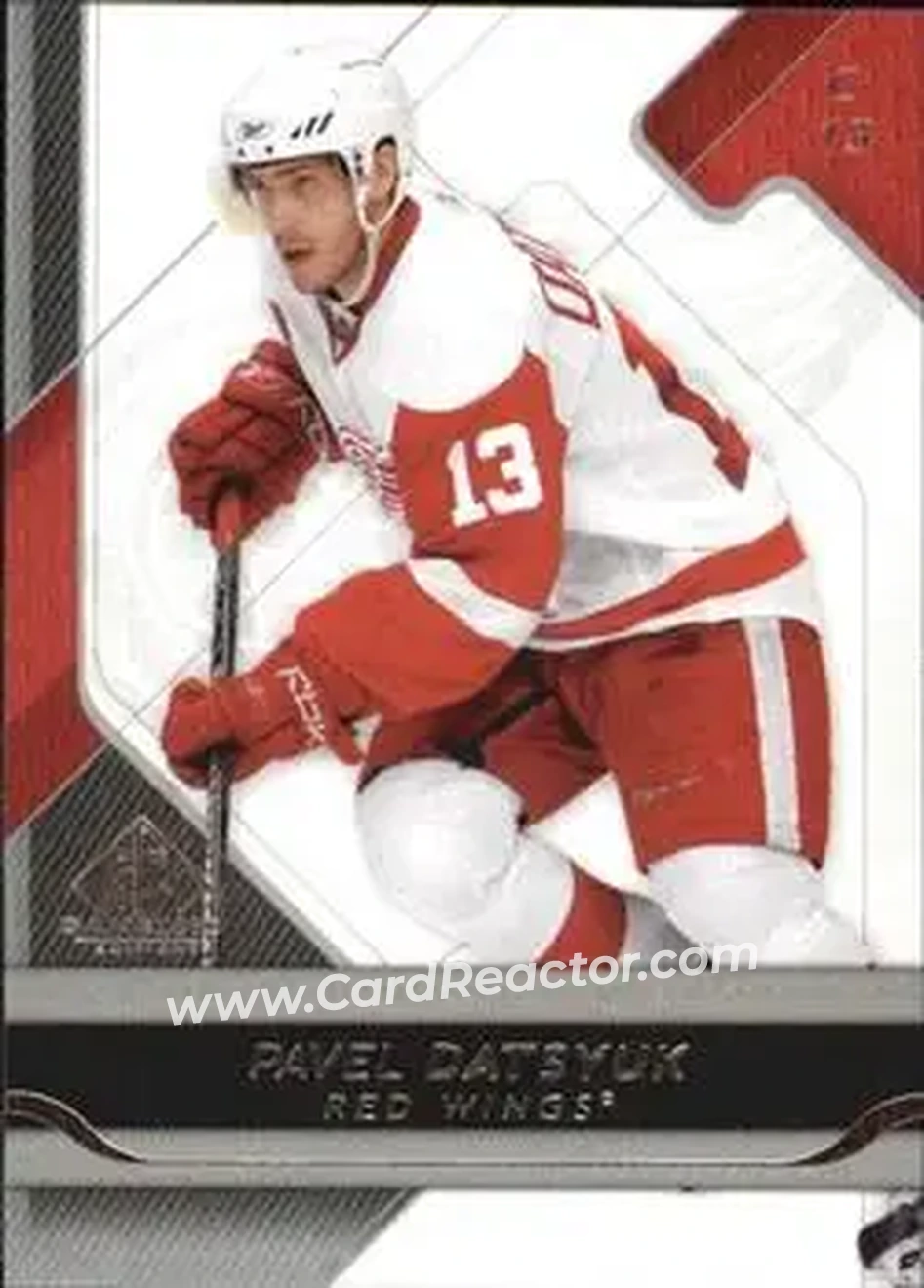2008-09 SP Game Used #38 - Pavel Datsyuk - Detroit Red Wings - Front 2008-09 SP Game Used #38 - Pavel Datsyuk - Detroit Red Wings - Front