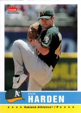 2006 Fleer Tradition feature card