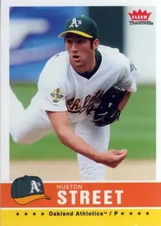 2006 Fleer Tradition #30 - Huston Street - Oakland Athletics