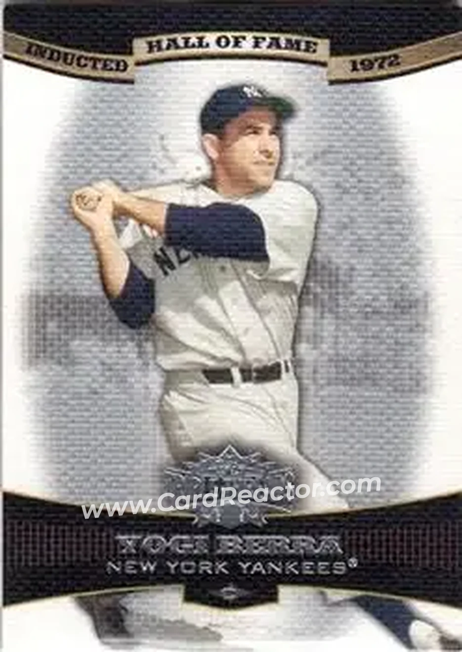 2006 Topps Triple Threads #8 - Larry "Yogi" Berra - New York Yankees - Front