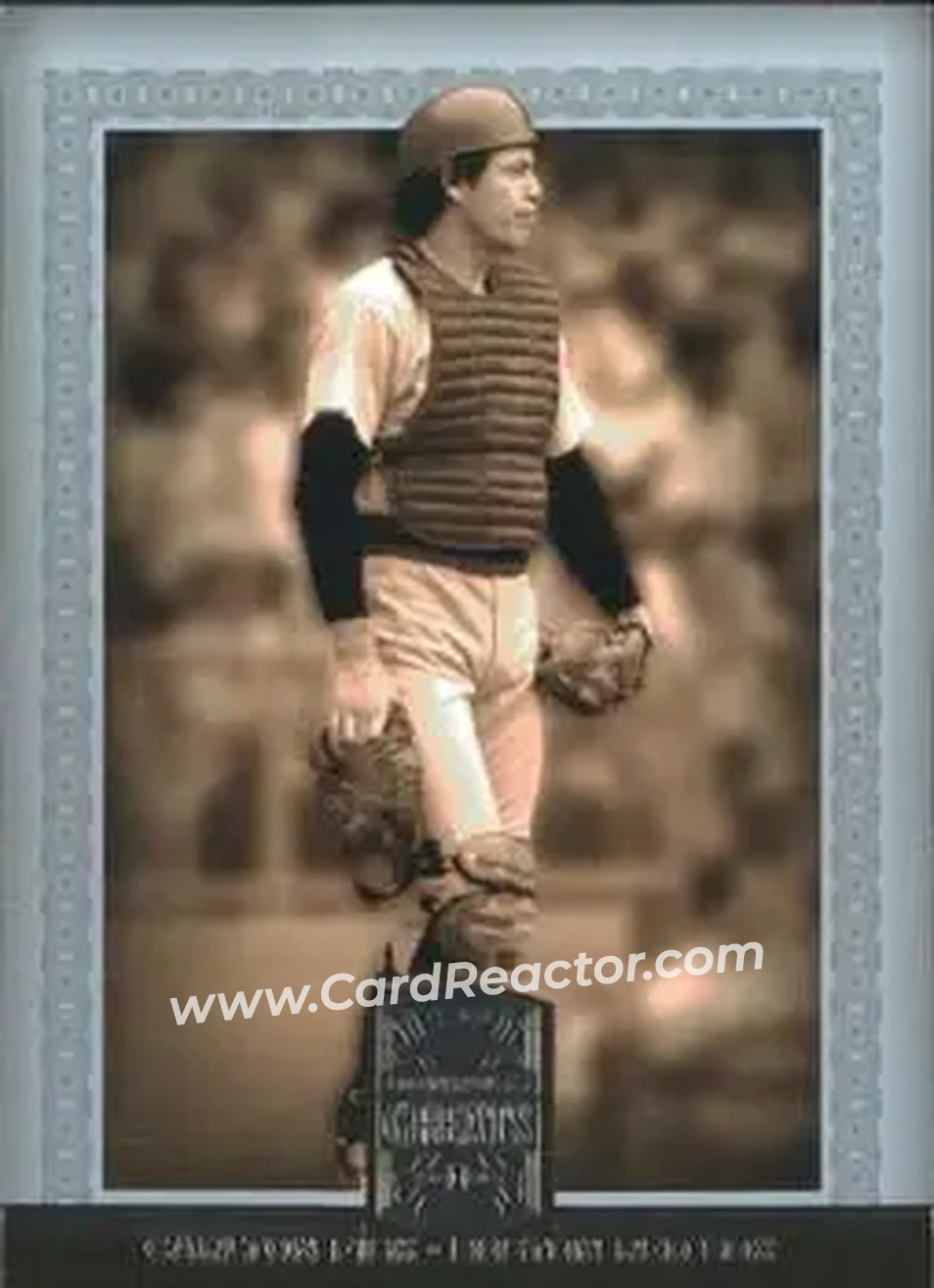 2005 Donruss Greats #99 - Carlton Fisk - Boston Red Sox - Front