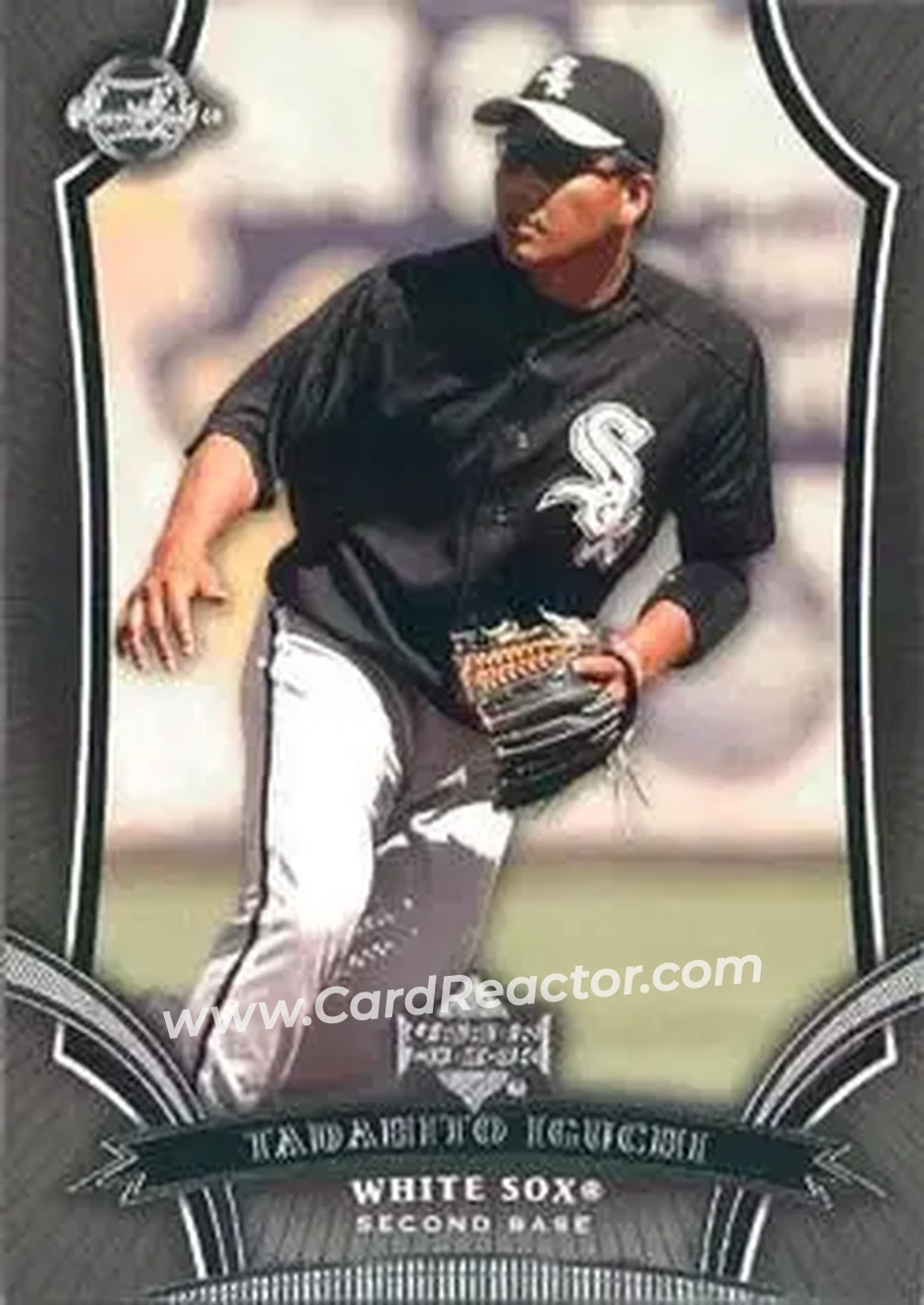 2005 Upper Deck Sweet Spot #17 - Tadahito Iguchi - Chicago White Sox - Front 2005 Upper Deck Sweet Spot #17 - Tadahito Iguchi - Chicago White Sox - Front