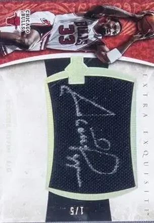 2005-06 Upper Deck Exquisite Collection feature card